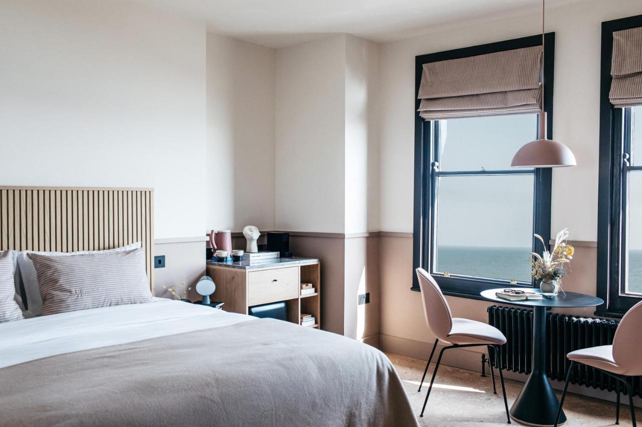 Port Hotel Истбурн Экстерьер фото